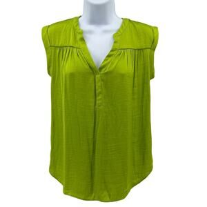 Maison d'Amélie Blouse Womens XS Lime Green Ruffle V Neck Sleeveless Lightweight